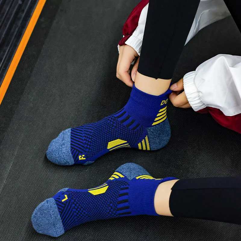 3 Pairs Marathon Socks Men Women Professional Sport Ankle Running Socks Thickened Cushioned Tube Low Cut Fitness Short Sock Mesh D260313