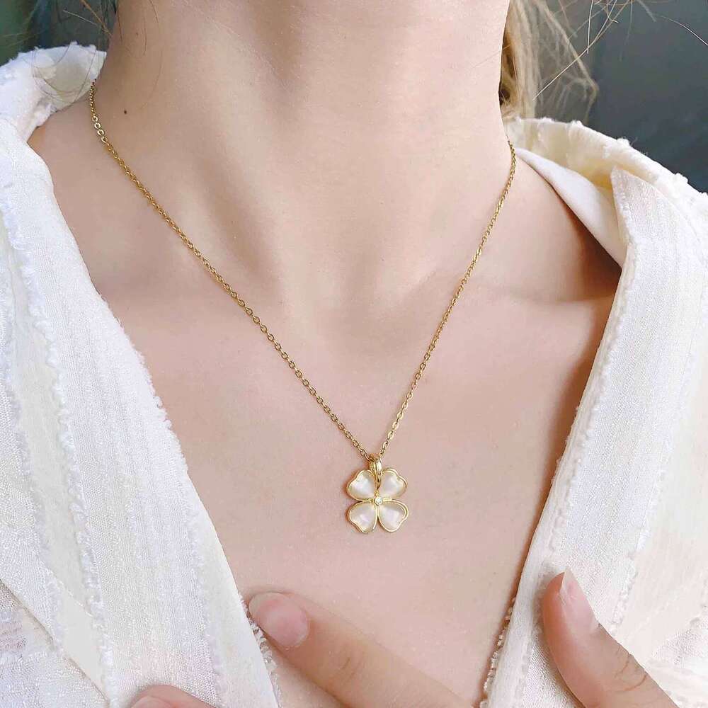 Heart-Shaped Lucky Cr Necklace For Women Rose Flower Pendant Clavicle Choker Stainless Steel Chain Fashion Jewelry H260312