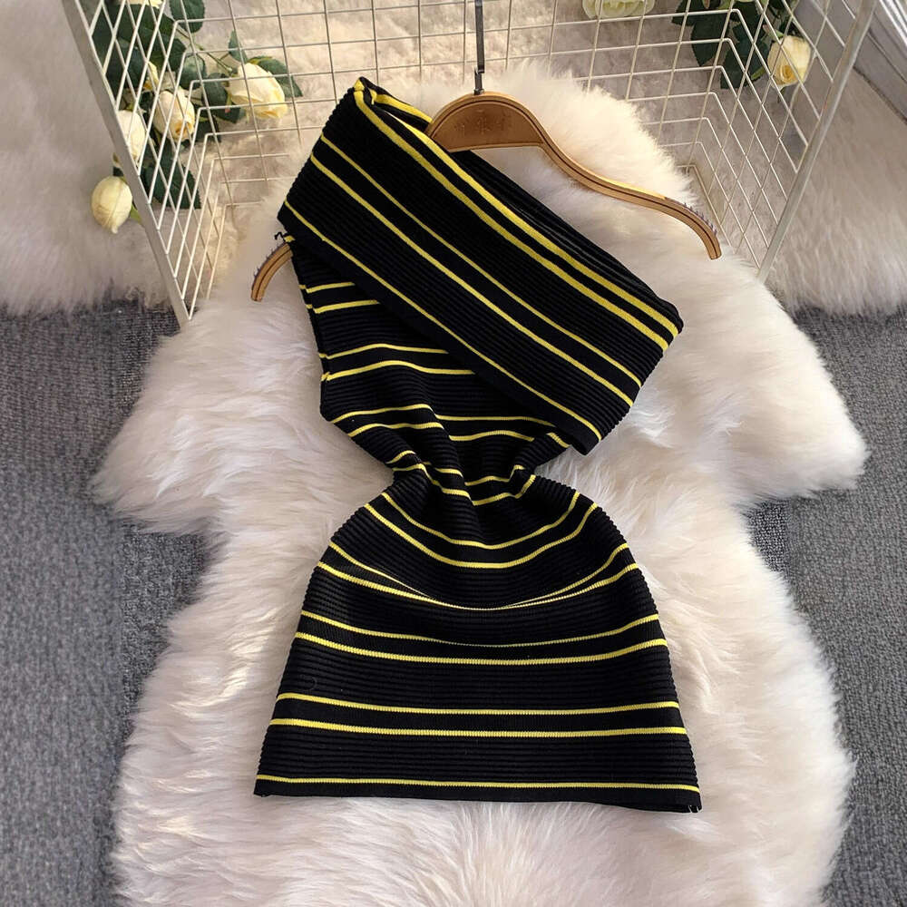 2026 European Fashion Asymmetric a27 Collar Sleeveless Ruffle Knitted Top Luxury Meal Button and Slimming Half Skirt Two Piece Set