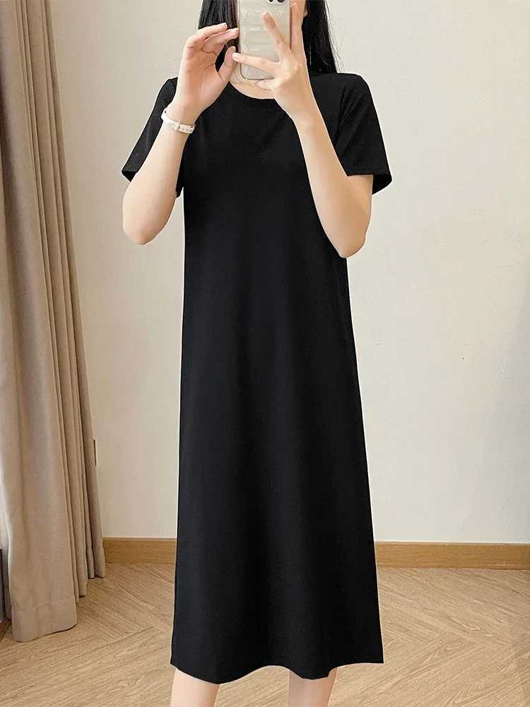 Early Autumn New Black Short Sleeved Dress Womens Straight Tube Loose Fit Slimming Round Neck T-shirt Long SkirtT260314
