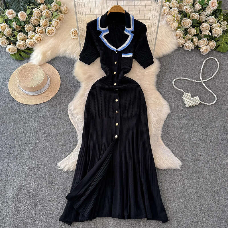 2026 designer European and American women's knitted short a24 sleeved dress with slit and long skirt for elegant commuting