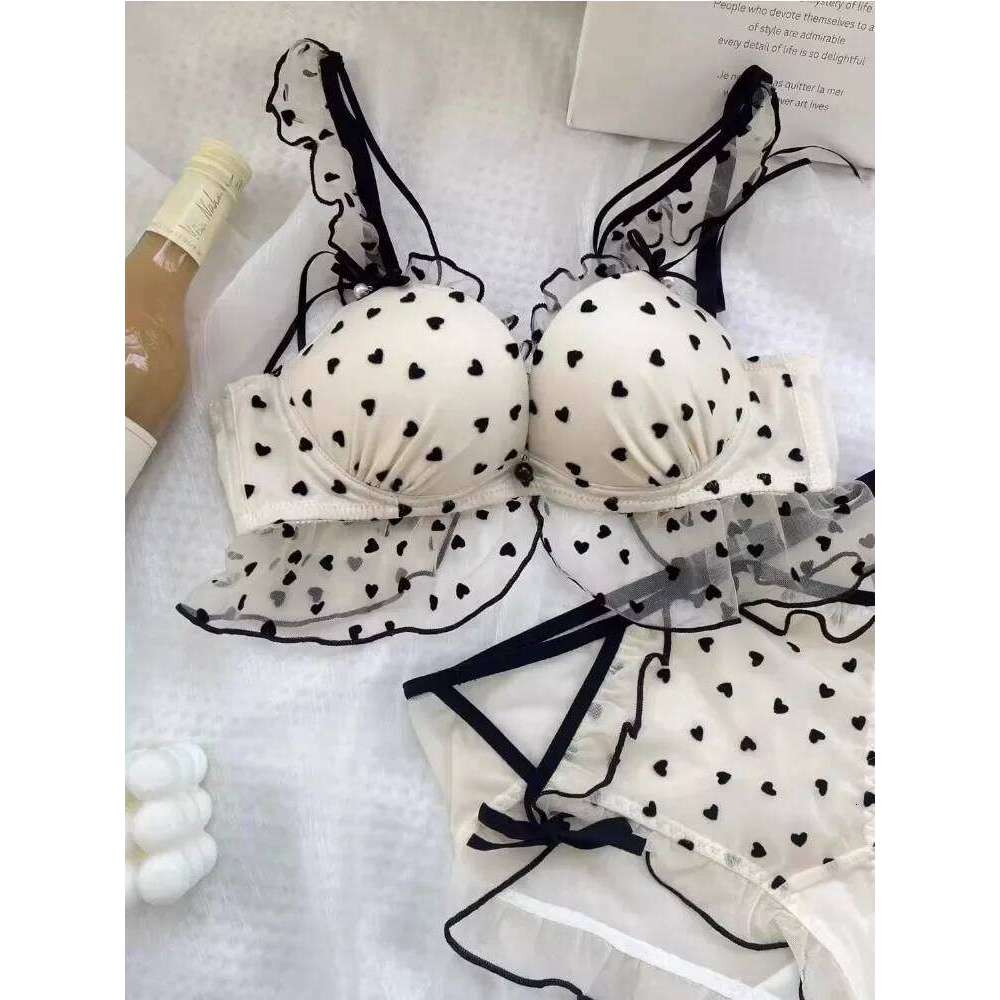 Japanese Mesh No-wire lace Underwear set Women's small breasts gather sexy pure desire sweet cute bra Panty SET TUSHY