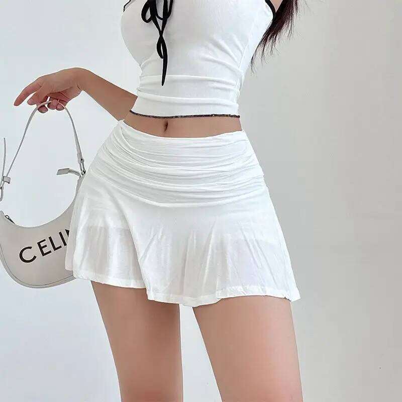 Spicy girl's low rise short with safety pants hanging pleated A-line skirt 2025 women's spring and summer new style Z260314