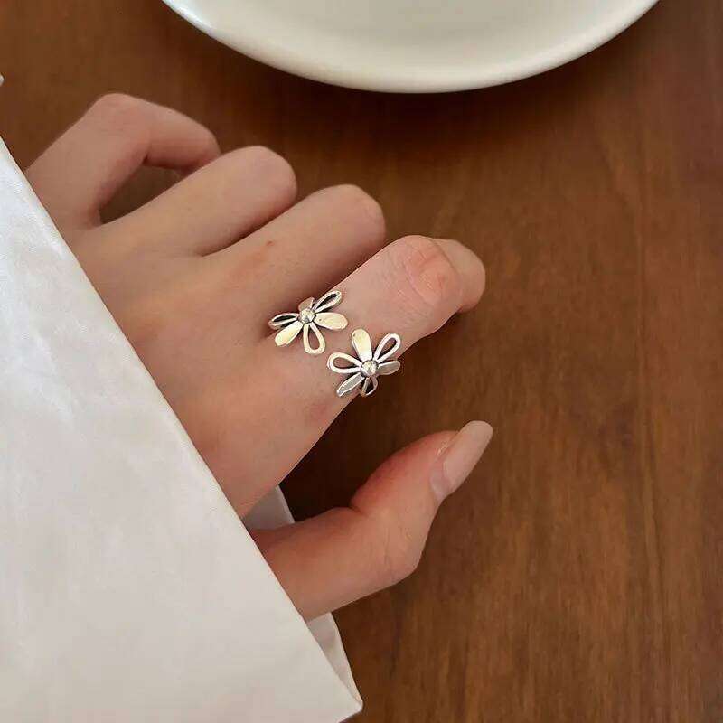 Best-selling new 925 silver rings with over a dozen styles, suitable as festival gifts for European women, exquisite jewelry H260312