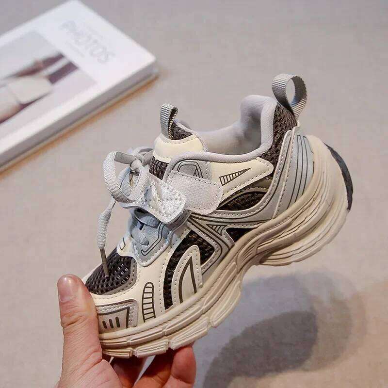 Children Sports Mesh Breathable Boys Girls Running Shoes Hook&loop New Fashion Kids Sneakers Thick Soft Sole Trendy 26Y0313