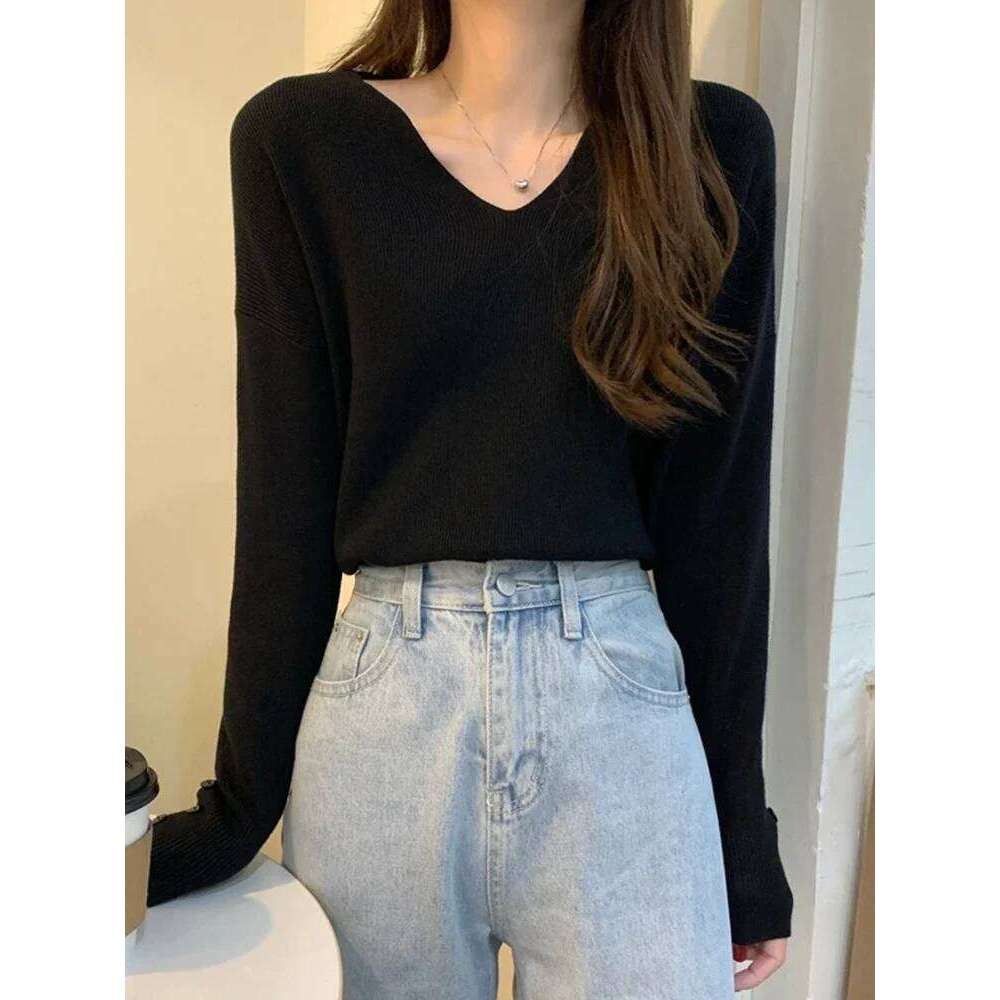2025 Autumn Winter V Neck Pullovers Loose Button Pullover Women Soft Sweater Jumper Fashion Tops Z260313