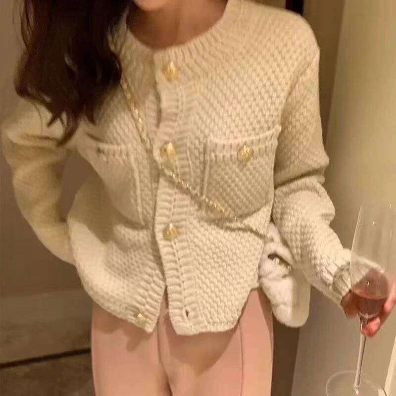 Knitted Cardigan French Vintage Gold Buttons Sweater Women Autumn Winter Luxury Short Straight Coat Knitwear Green Red Z260313