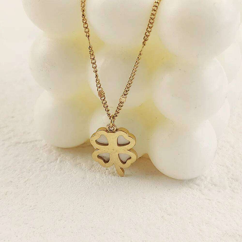 New cr white shell pendant, high-quality waterproof metal 18K women's necklace, wedding party jewelry H260312