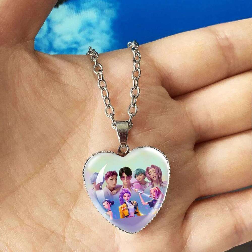 KPop Demon Hunters Rumi Zoey Mira Heart Necklace Glass Pendant Alloy Fashion Jewelry Fans Collection Gift H260312