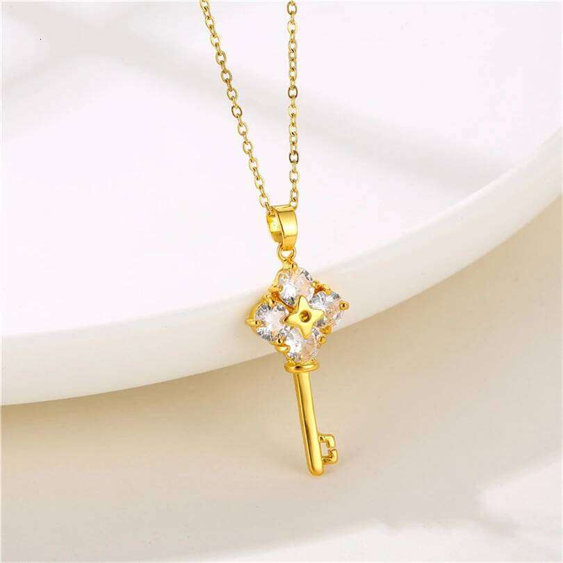 New Romantic Open Your Heart Key Pendant Stainless Steel Necklaces For Women Korean Fashion Sweet Sexy Female Clavicle Chain H260312