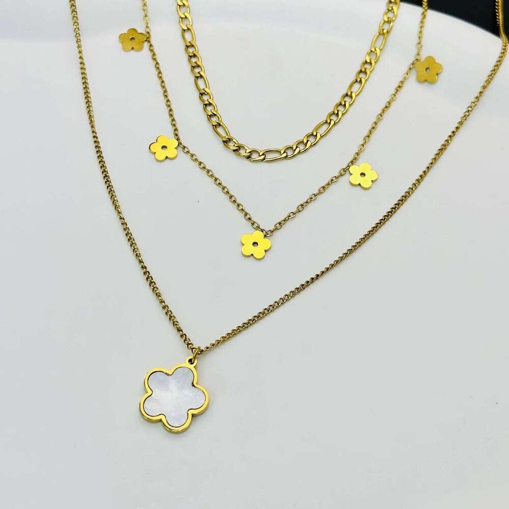 Titanium Steel Cr Five Petal Mother of Pearl Necklace 18K Gold Plated Non Fading Clavicle Chain Jewelry H260312