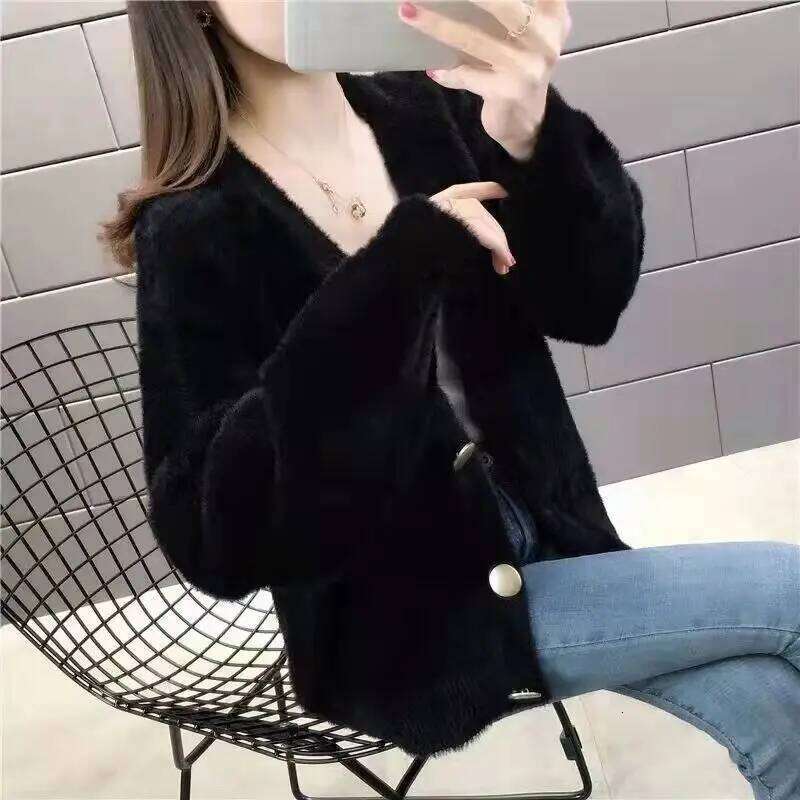 Spring New Plush Cardigan Jacket Women's Knitted Loose Korean Version Lazy Style Top Short Sweater for Women Z260314