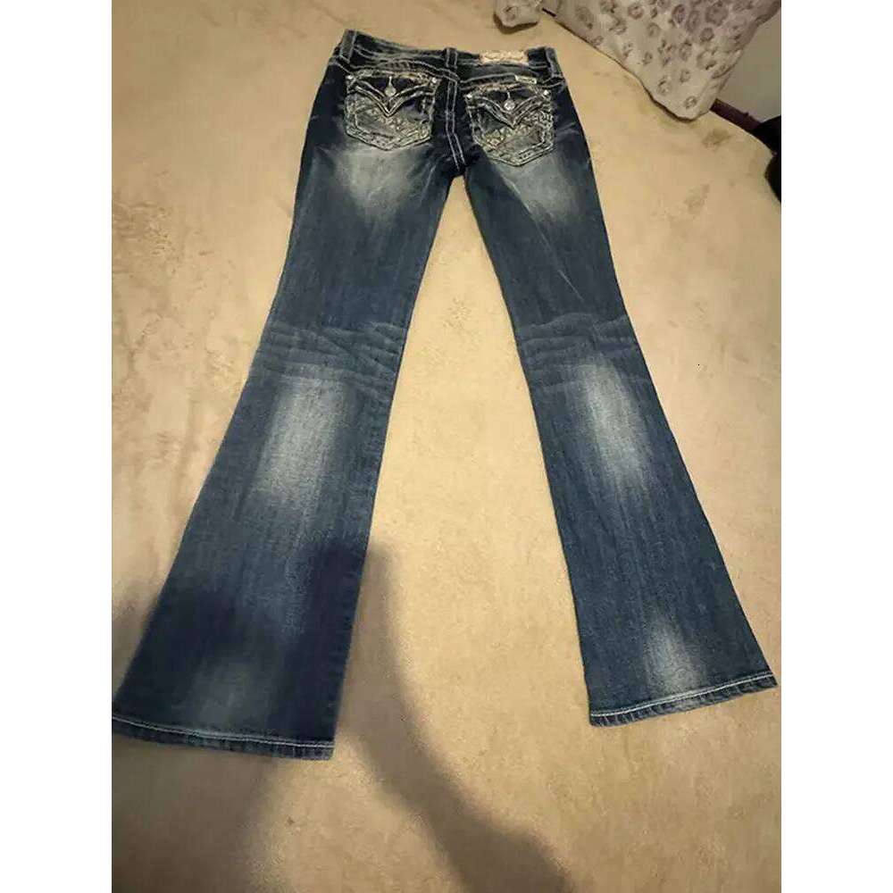 Women Vintage Blue Pocket Embroidered Jeans 2000s Slim Low Rise 90s Streetwear Denim Trousers American Retro Flared Pants Z260313
