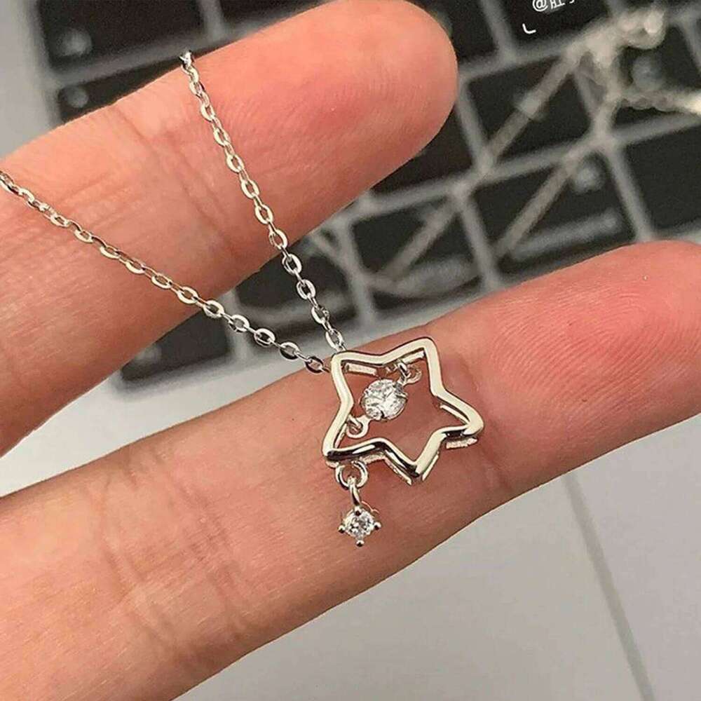 Girls Y2K Sweet Cool Star Rhinestone Geometric Silver Color Hollow Pentagram Pendant Necklace for Women H260312