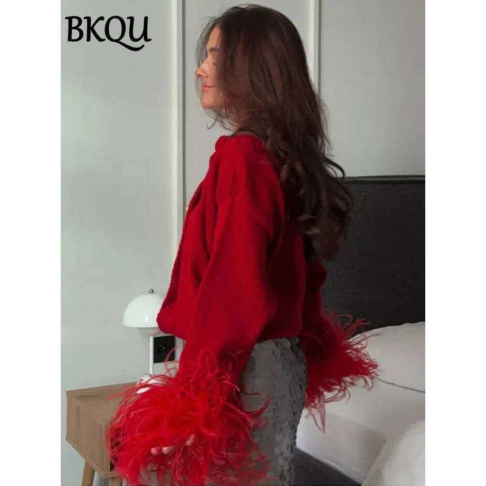 Knitted round neck sweater short splicing feather red Fried Dough Twists lazy long sleeve top cardigan Z260313