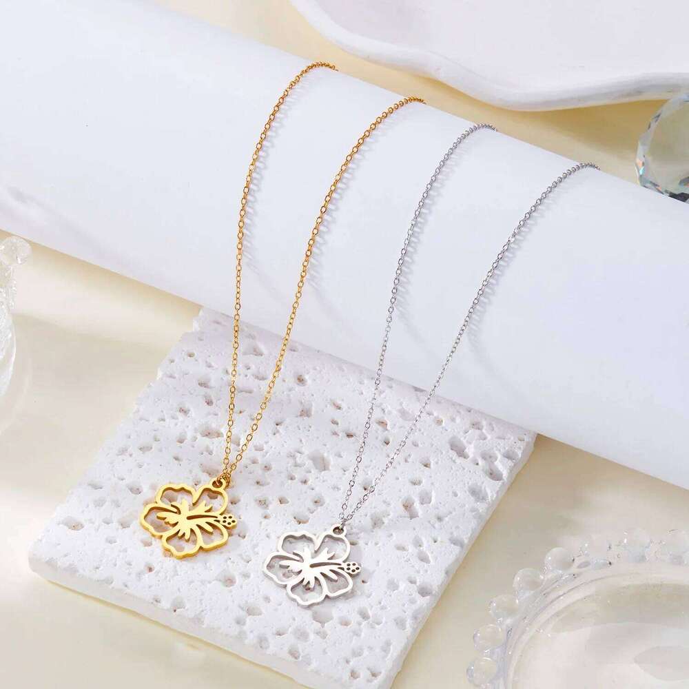 Stainless Steel Necklace For Women Light Hollow Flower Pendant Clavicle Chain Choker Party Minimalist Jewelry Gifts H260312