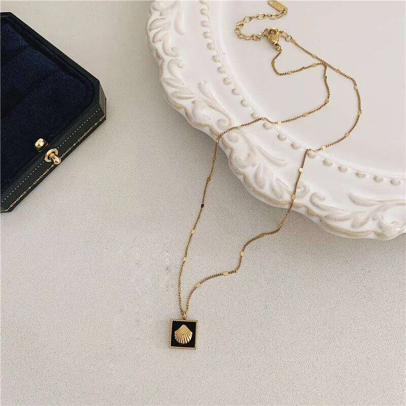 Ramos Stainless Steel Shell for Women High Quality Metal 18 K Square Collar Necklace Jewelry Bijoux Femme Gift New H260312