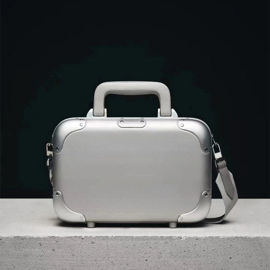 Women Mens Designer Crossbody Case Messenger Bag Silver Aluminum Alloy Box Luxury Shoulder Handbag Vertical Bag PC Armpit Bags Satchel Bags Travelling Small Case
