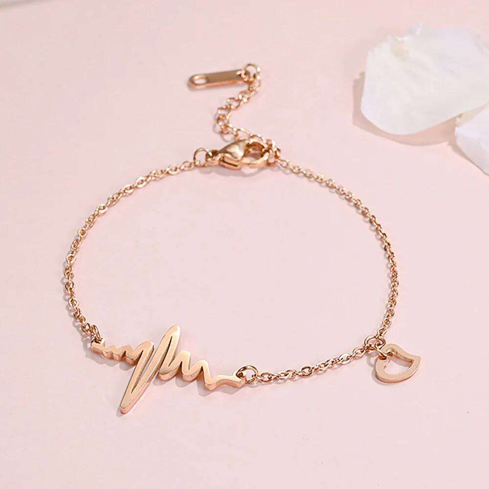 Lokaer Simple Single Chain Bracelet for Women Heartbeat Charm CZ Fashion Versatile Female Hand Jewelry Wholesale B17031 Z260313