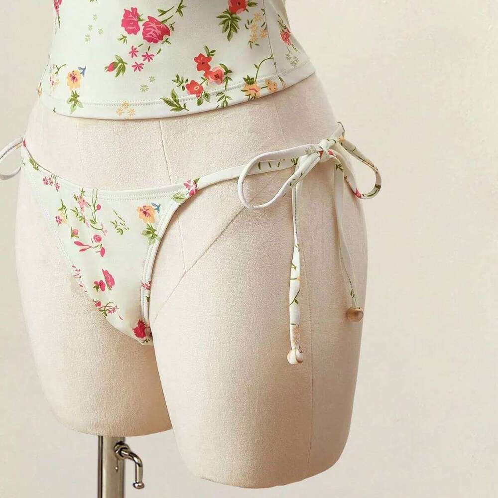 Trendy Floral Print Tankini Two-Piece Swimsuit with Halter Neck And Strap for Women High Waist Sexy Tight Fit Backless Swimwear Y260303