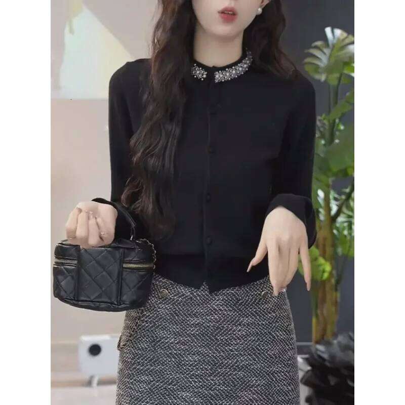 2025 New Year Fashionable Heavily Embroidered Round Neck Cardigan Sweater Women's French Soft Knitted Top Z260313