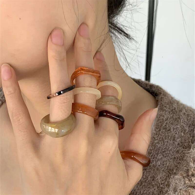 9-piece Bohemian retro style resin material multi-color ring, fashionable elegant for women, can be stacked and worn H260312