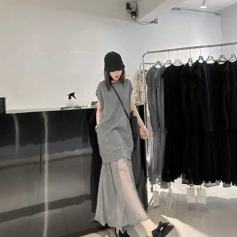 Summer Lightweight Spliced Mesh Dress Fashionable and Unique Faux Two-piece Sleeveless T-shirt DressT260314