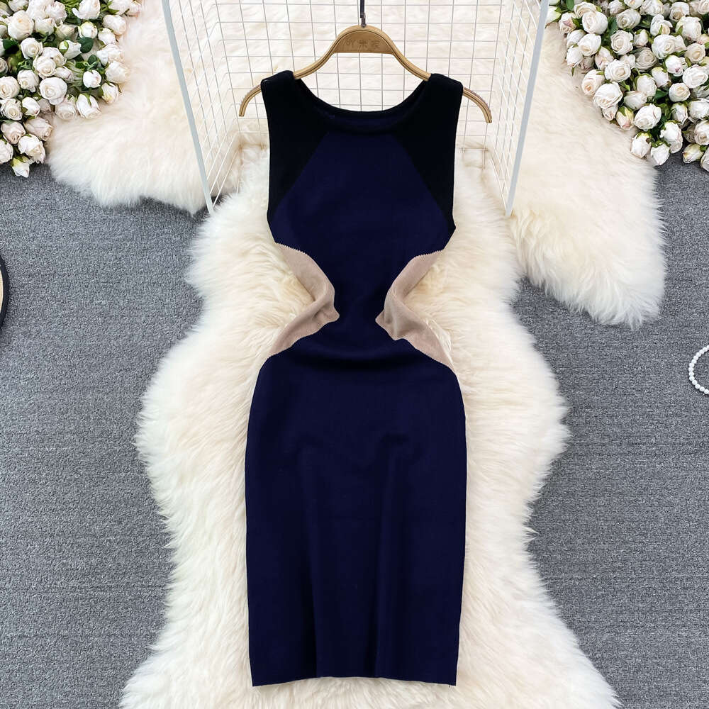 2026 Korean style chic color blocked round neck vest summer new slim fit sleeveless knitted tight A13 fitting dress