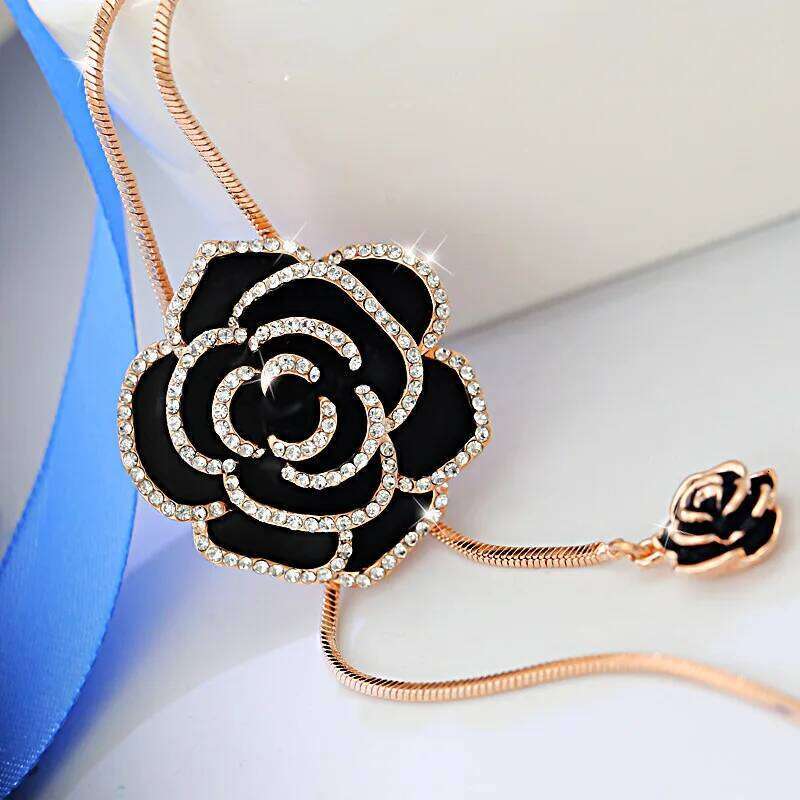 Camellia Sweater Necklaces Long Winter Necklace 2025 Trend Flower Rose Brand Jewelry accessories Wholesale price H260312