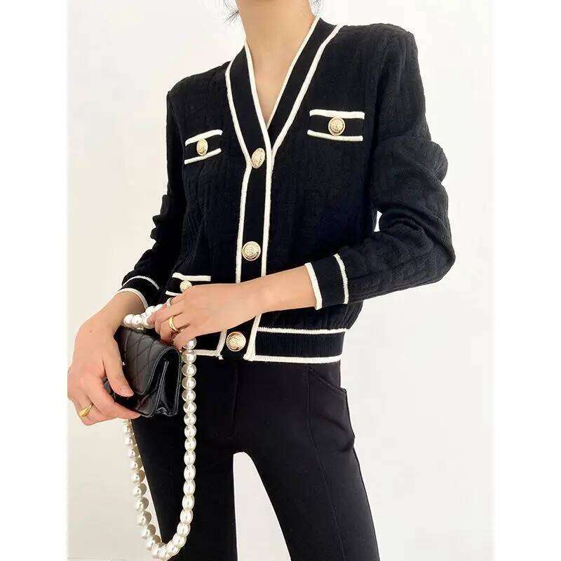 Spring Autumn New V-neck Long Sleeve Fashion Sweater Women High Street Casual Button Patchwork Cardigan Elegant Vintage Tops Z260313