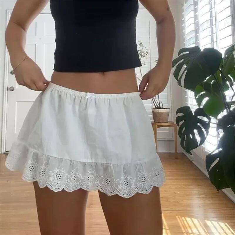 Women Y2k Lace Mini Boho Low Waist Floral Eyelet Short Aline Cute Ruffle Hem Concert Beach Skirt Summer Streetwear Z260314