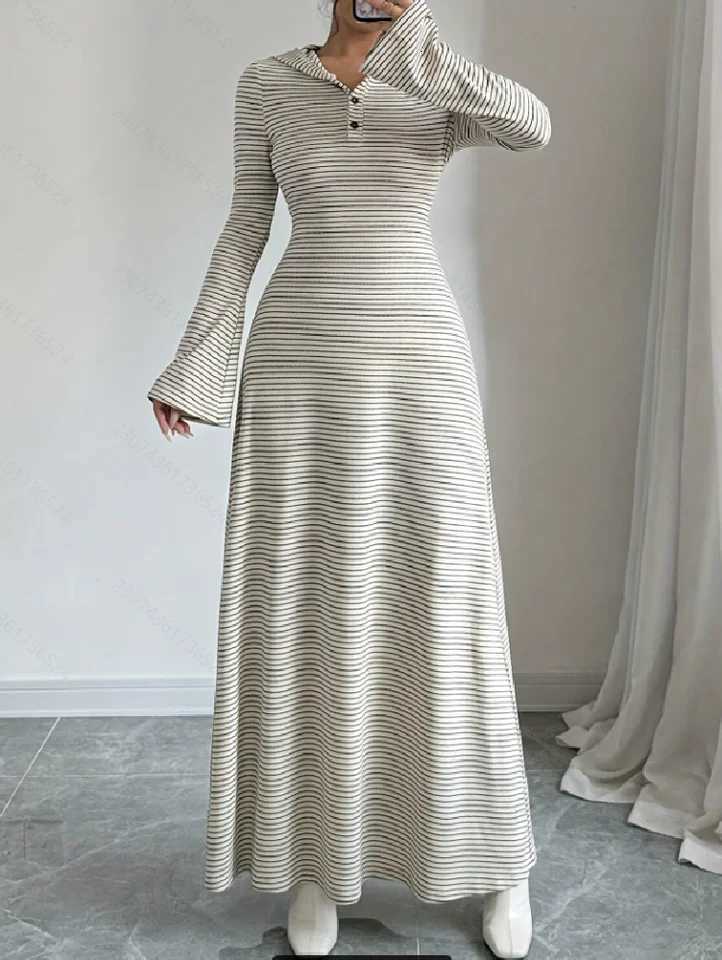 Fashionable Elegant Autumn Winter Plaid Hooded Dress for Women Commute Workwear New ArrivalT260314