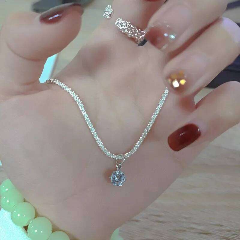 2025 New Sparkling Silver Color Necklace with White Zircon Pendant Women Trendy Clavicle Chain Choker Wedding Party Jewelry Gift H260312