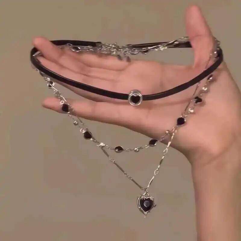 Gothic Y2K Multi Layer Black Peach Heart Pendant Choker Clavicle Chain Necklace For Women Girls Aesthetic Jewelry Accessories H260312