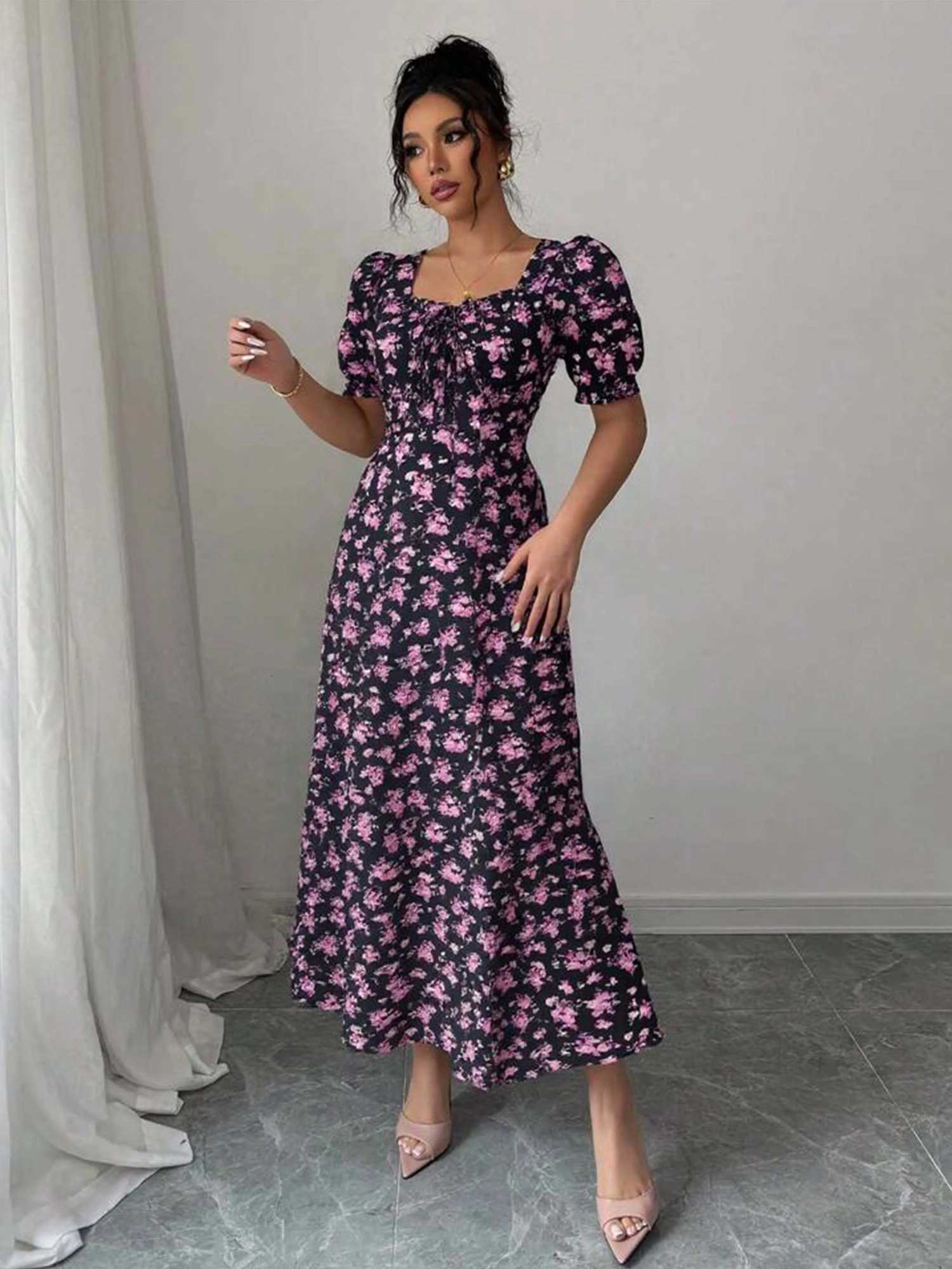 Womens Summer Elegant Casual Puff Sleeve Square Neck Black Floral Print Maxi DressT260314