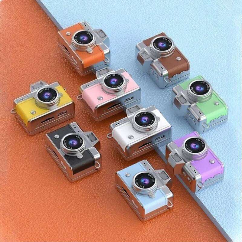 Retro 1.47Inch Flip Screen Keychain Mini Digital HD Pocket Camera for Students Kids Adults Birthdays Gift 26H0313