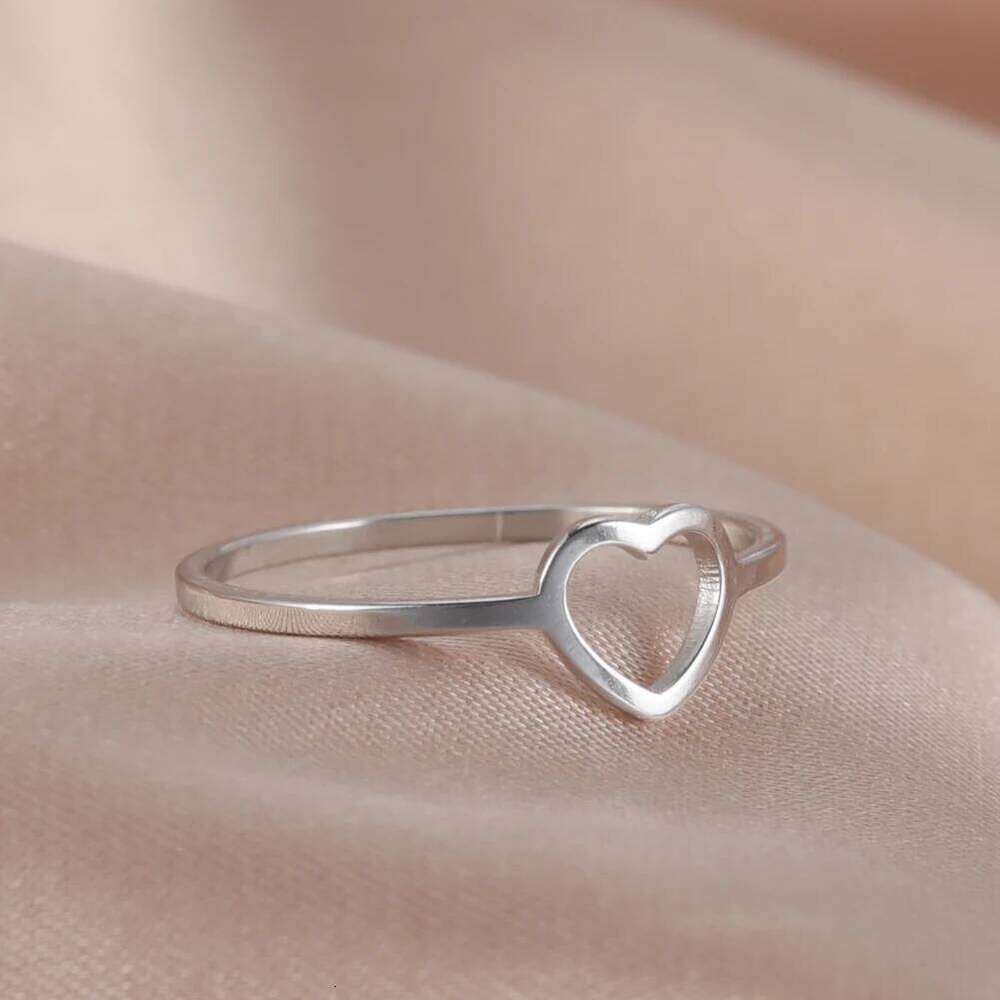 Skyrim New Simple Hollow Heart Rings for Women Stainless Steel Minimalist Finger Ring Jewelry Engagement Anniversary Gifts H260312