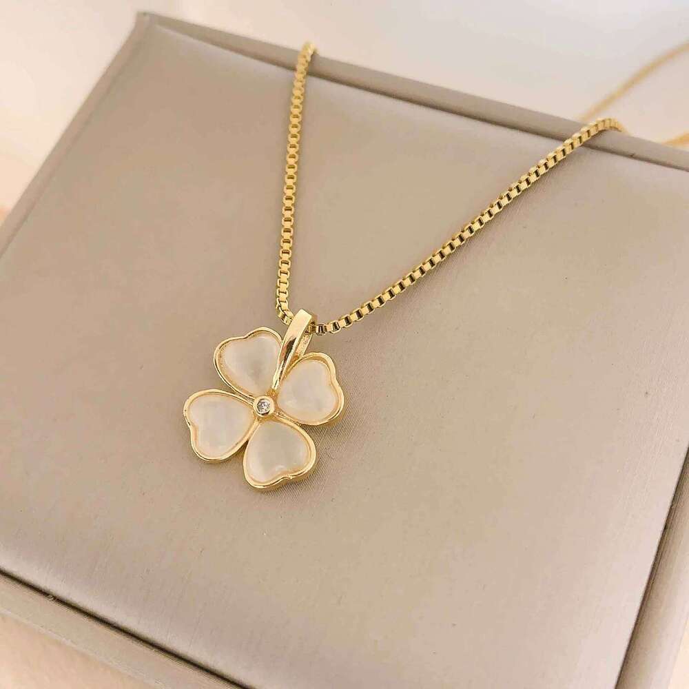 Heart-Shaped Lucky Cr Necklace For Women Rose Flower Pendant Clavicle Choker Stainless Steel Chain Fashion Jewelry H260312