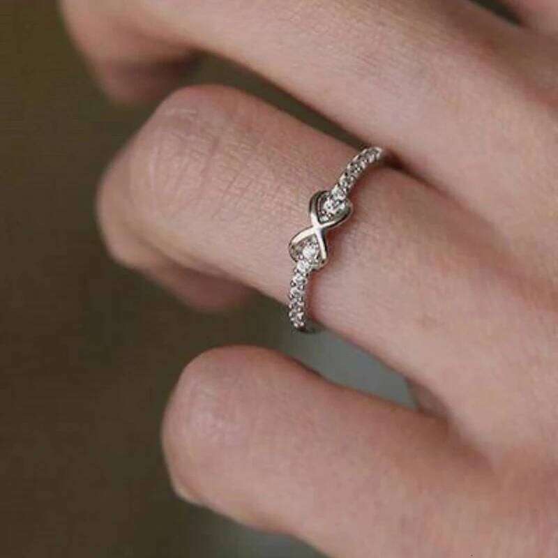 Huitan Hot Silver Plated Finger Ring for Women Infinity Sign Design Shiny CZ Accessories Birthday Gift Fashion Jewelry Wholesale H260312