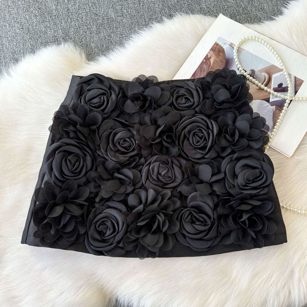 2026 autumn and winter dress with three-dimensional large flower decoration and built-in anti exposure design, slim and elegant for women