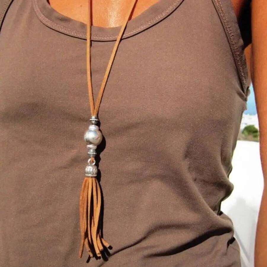 2022 Women Fashion Wild Tassel Long Bead Pendant Necklace Faux Suede Female Sweater Chain Accessoies Trendy Moana Kolye Choker H260312