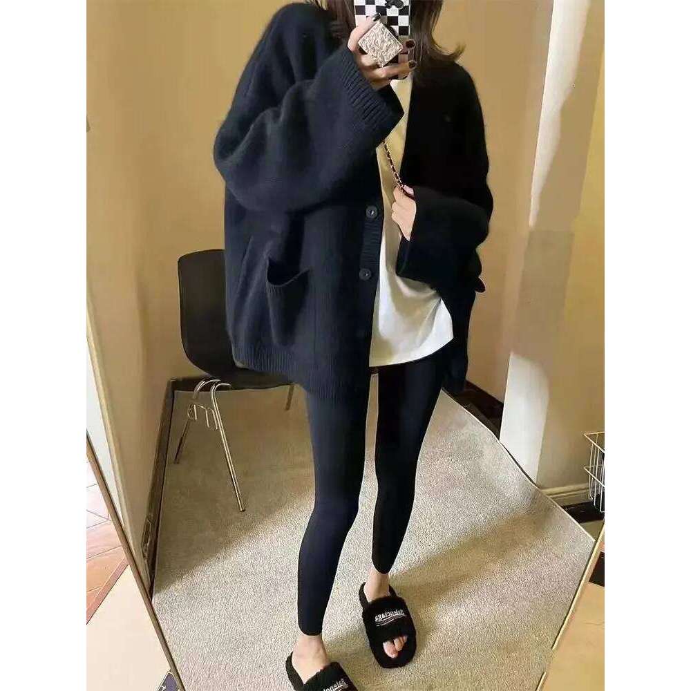 Solid V-neck Chic Single Breasted Long Sleeves Buttoned Up Elegant Knitted Women Cardigan Casual Loose Fashion New Z260313