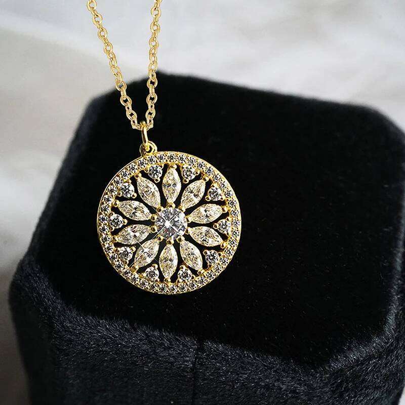 Huitan Romantic Sunflower Design Cubic Zirconia Women for Wedding Party Delicate Flower Pendant Necklace Trendy Jewelry H260312