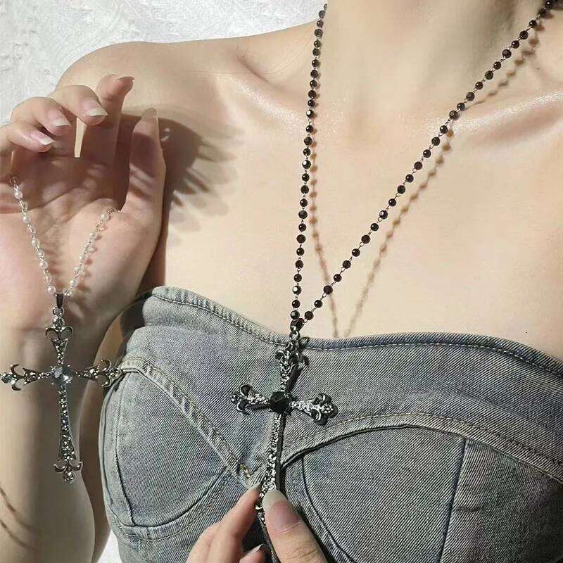 2025 Women Rhinestone Cross Pendant Necklace Y2K Hip Hop Street Creative Vintage Choker Punk Fashion Daily Jewelry Party Gifts H260312
