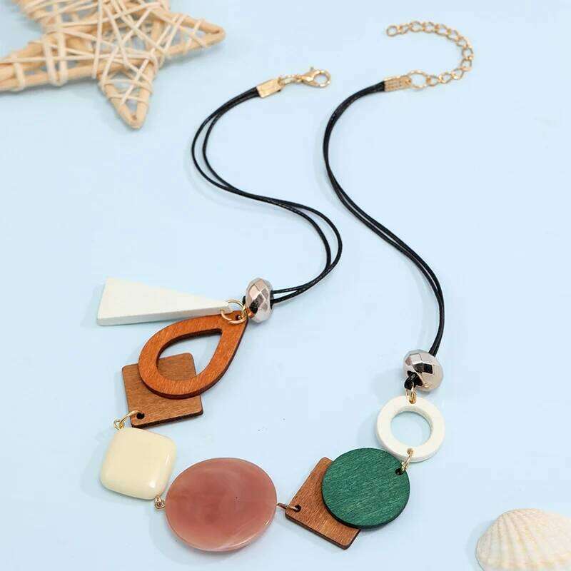 Vintage Wooden Geometric Pendant Necklace with Collar Handmade Ethnic Statement Bib Necklaces for Women Neck Jewelry H260312