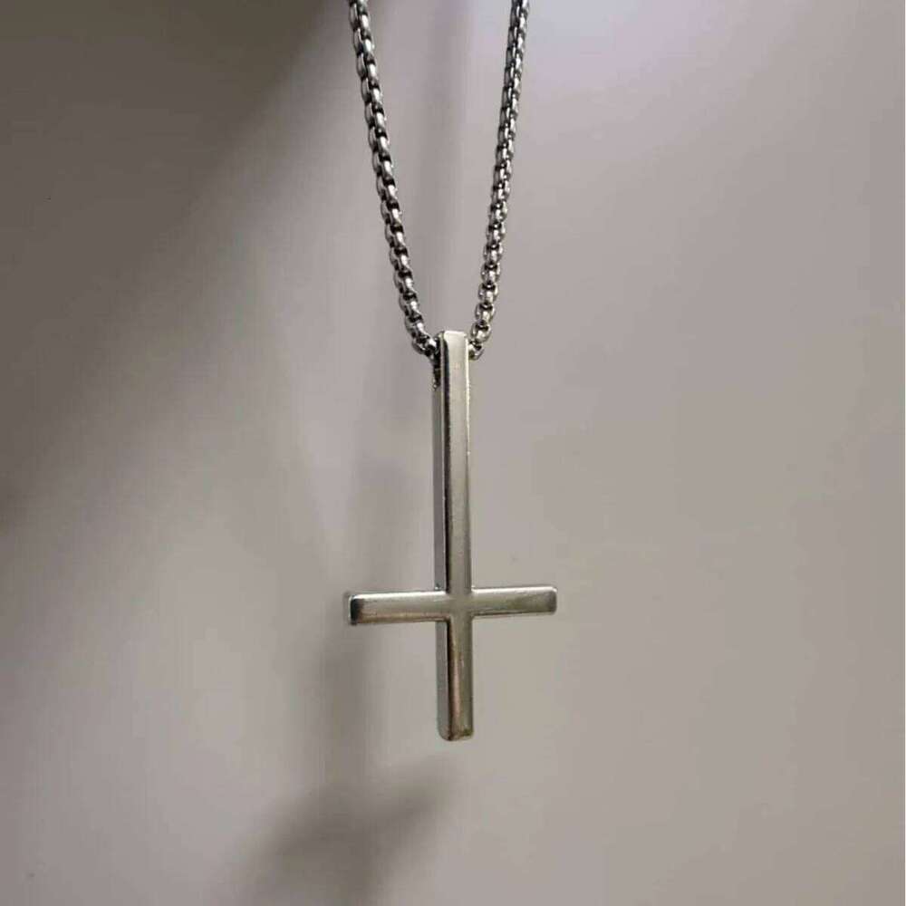 Inverted cross necklace,punk jewelry,stainles steel,gold Color,minimalist,hippie,Gothic accessory,Y2k,cross Choker For Women Man H260312
