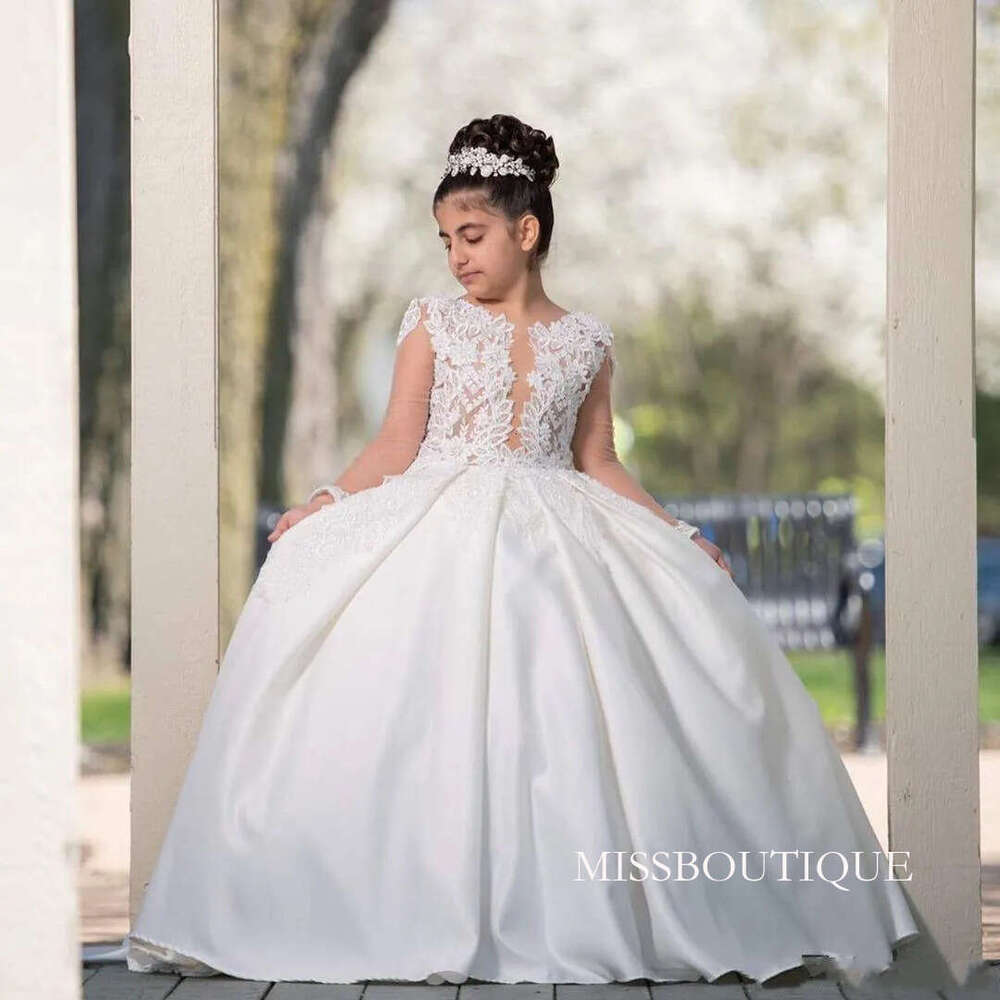 Gorgeous Jewel Neck Open Back Ball Gown Flower Girls Dresses Long Sleeves Satin Lace Crystal Beads With Bow First Holy Communion Dress 403 B0313