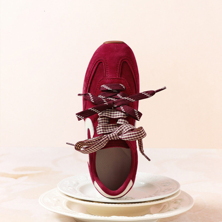 Designer Shoes Women Retro Red Training With Internal Height Increase New Model Genuine Leather Soft Soled Women Casual Sports Trendy Shoes