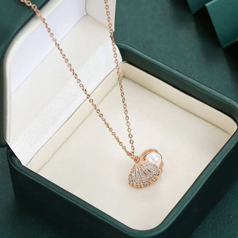 Design Sense Open Pearl Shell Pendant Stainless Steel Necklaces For Women Korean Fashion Sweet Sexy Wedding Jewelry Wholesale H260312