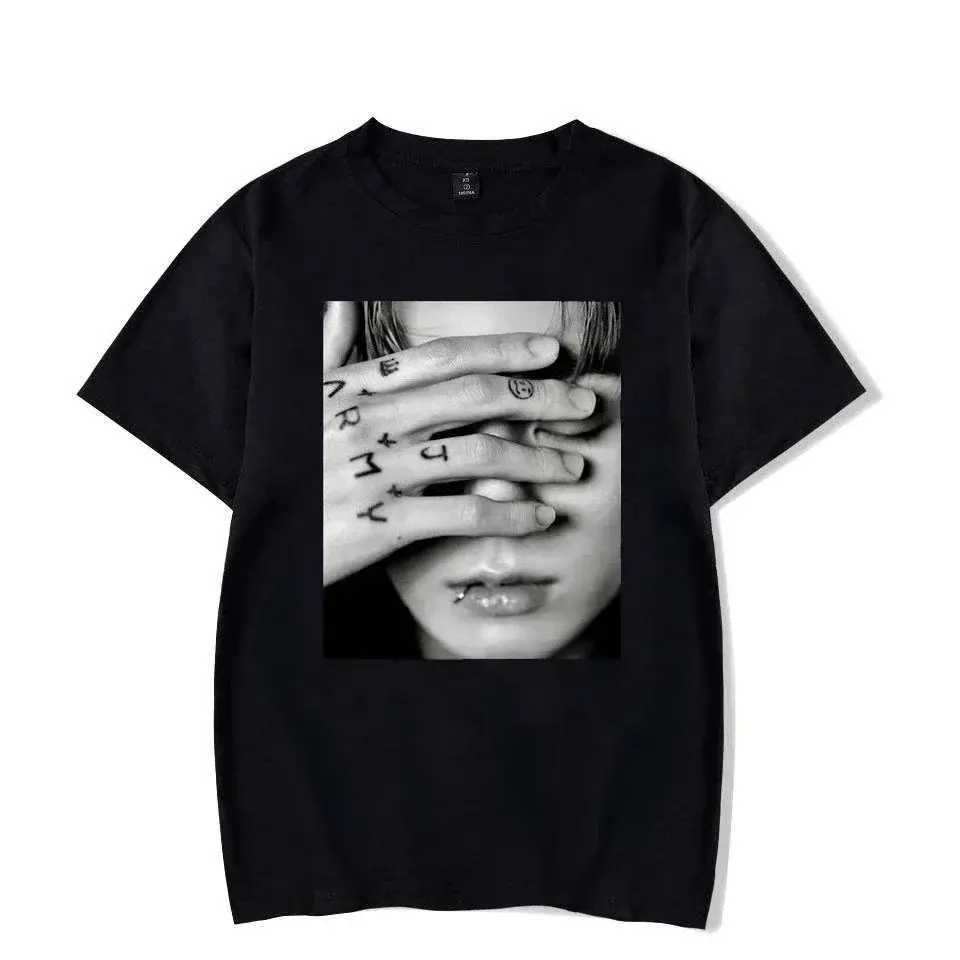 Gothic T-Shirt Kpop Aesthetic Goth Fashion Streetwear Tops Vintage T-Shirt Jungkook Graphic T-Shirt Oversized Tops Tees Unisex D260313